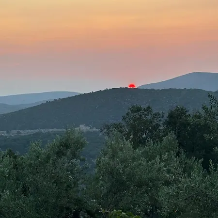 Sassi Di Fteri Kardhakata